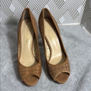 Enzo Angiolini heels Edemario9 Natural Tan Peep Toe Heels size 7.5   7 1/2M